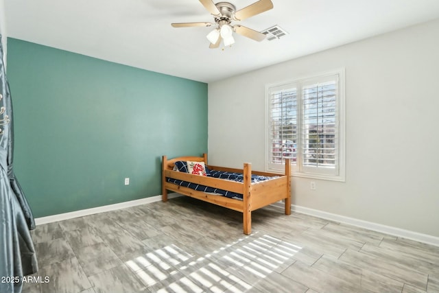 bedroom featuring ceiling fan