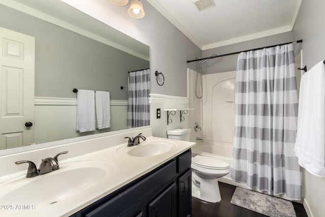 23332 N Serenity Trl, Florence, AZ 85132 - full bath with ornamental molding, shower / bath combination with curtain, double vanity, and wood finished floors