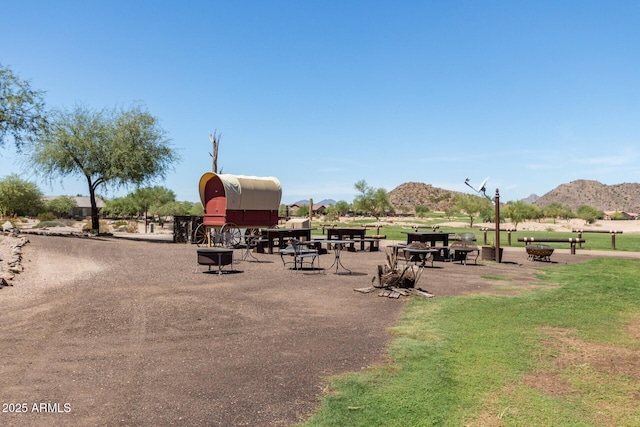 view of home's community featuring a mountain view