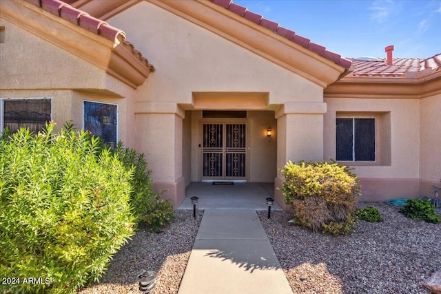 view of entrance to property