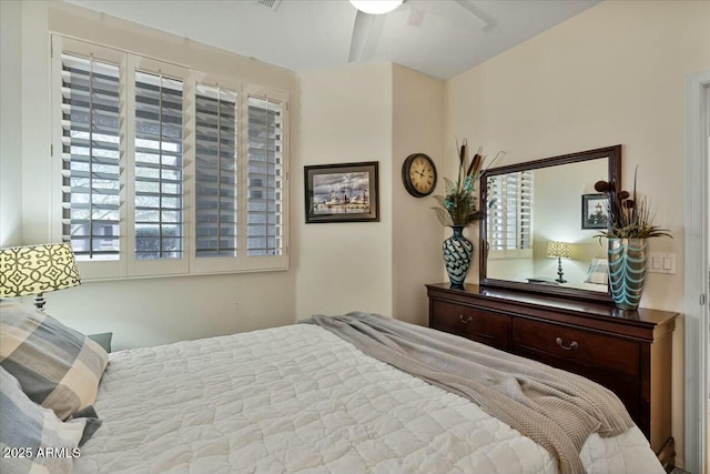 bedroom featuring ceiling fan