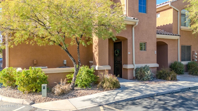 view of entrance to property