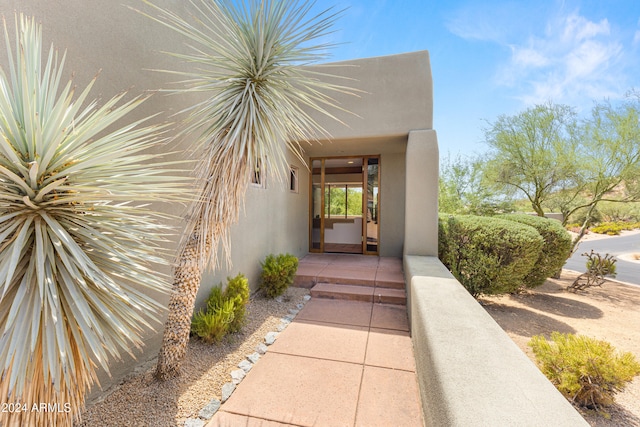 view of entrance to property