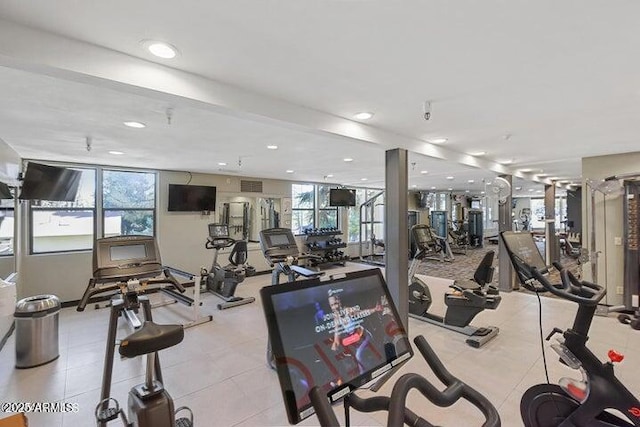 exercise room featuring recessed lighting