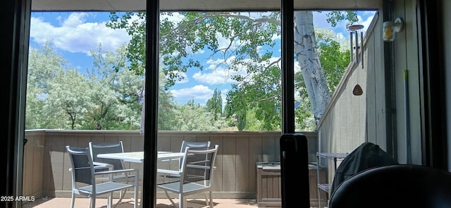 2600 N Valley View Rd Unit 102, Flagstaff, AZ 86004 - view of sunroom
