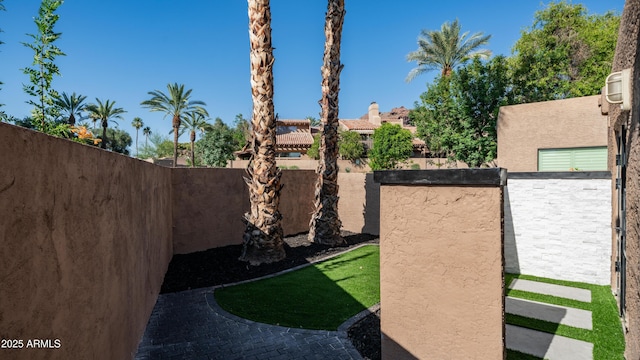 4434 E Camelback Rd Unit 128, Phoenix, AZ 85018 - view of yard