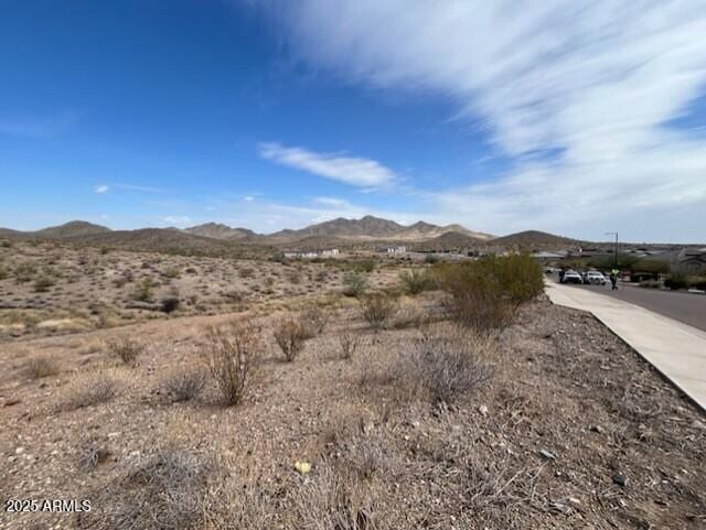 Listing photo 3 for 3522 W Rivera Dr Unit 4, New River AZ 85087