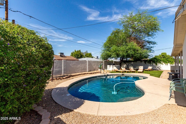 7440 E Hubbell St, Scottsdale, AZ 85257 - view of pool featuring a fenced backyard and a patio