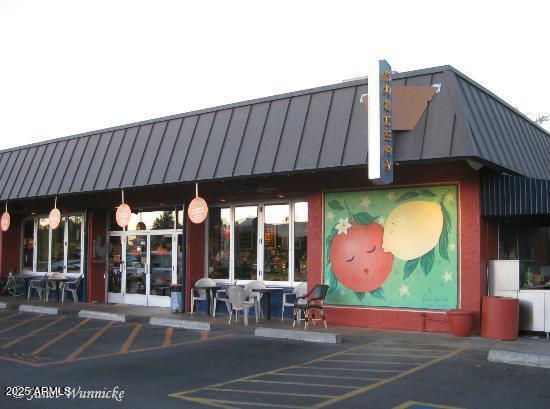 4306 E Flower St, Phoenix, AZ 85018 - view of building exterior with uncovered parking