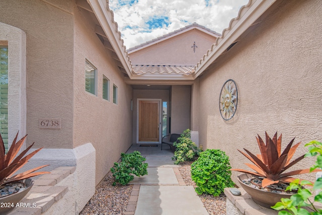 view of entrance to property