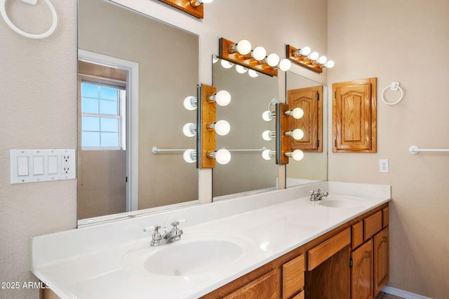 4701 N Sheridan Ln, Prescott Valley, AZ 86314 - full bath with double vanity