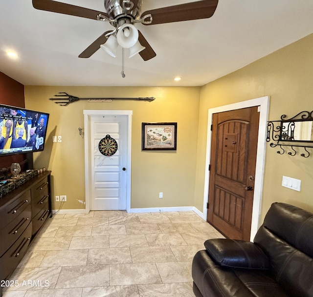 2014 N 17th Pl, Phoenix, AZ 85006 - entryway with a ceiling fan and recessed lighting