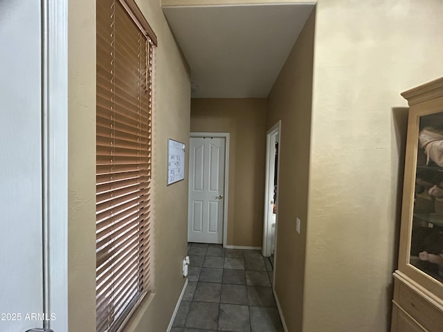 7326 W Dreyfus Dr, Peoria, AZ 85381 - hall with tile patterned floors