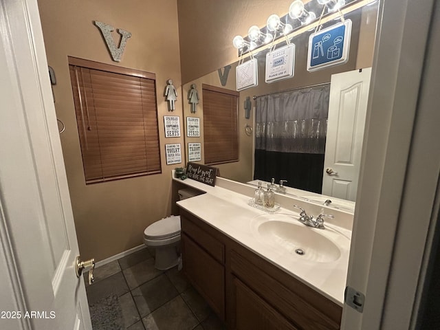7326 W Dreyfus Dr, Peoria, AZ 85381 - bathroom featuring tile patterned flooring, toilet, vanity, baseboards, and a shower with shower curtain