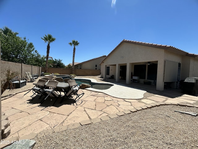 7326 W Dreyfus Dr, Peoria, AZ 85381 - view of patio featuring ceiling fan and a fenced backyard