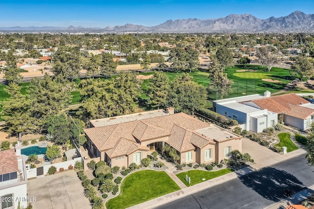 drone / aerial view featuring a mountain view