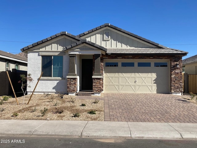 view of front of home featuring a garage