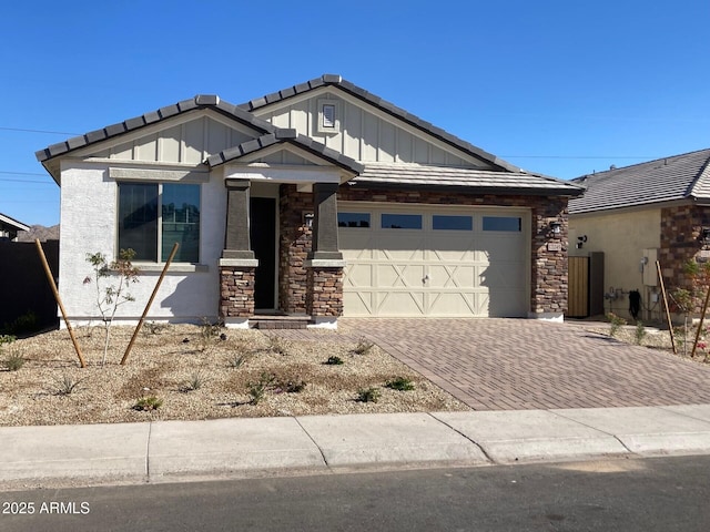 view of front of house with a garage