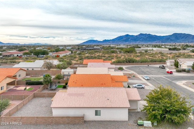 bird's eye view featuring a mountain view