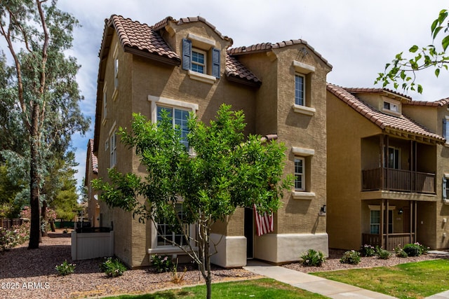 5612 S 21st Pl, Phoenix, AZ 85040 - mediterranean / spanish home with stucco siding and a tiled roof