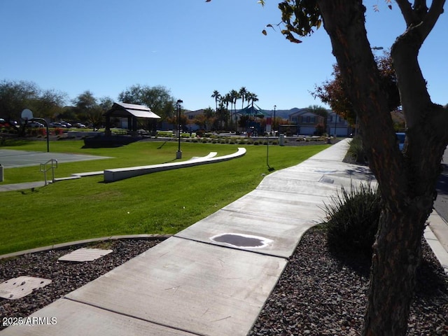 5612 S 21st Pl, Phoenix, AZ 85040 - view of home's community with a gazebo and a yard