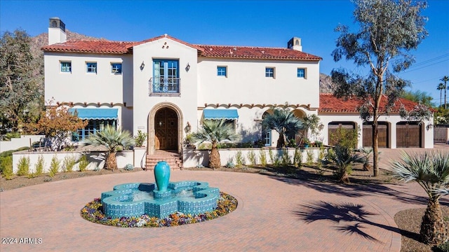 view of mediterranean / spanish-style house