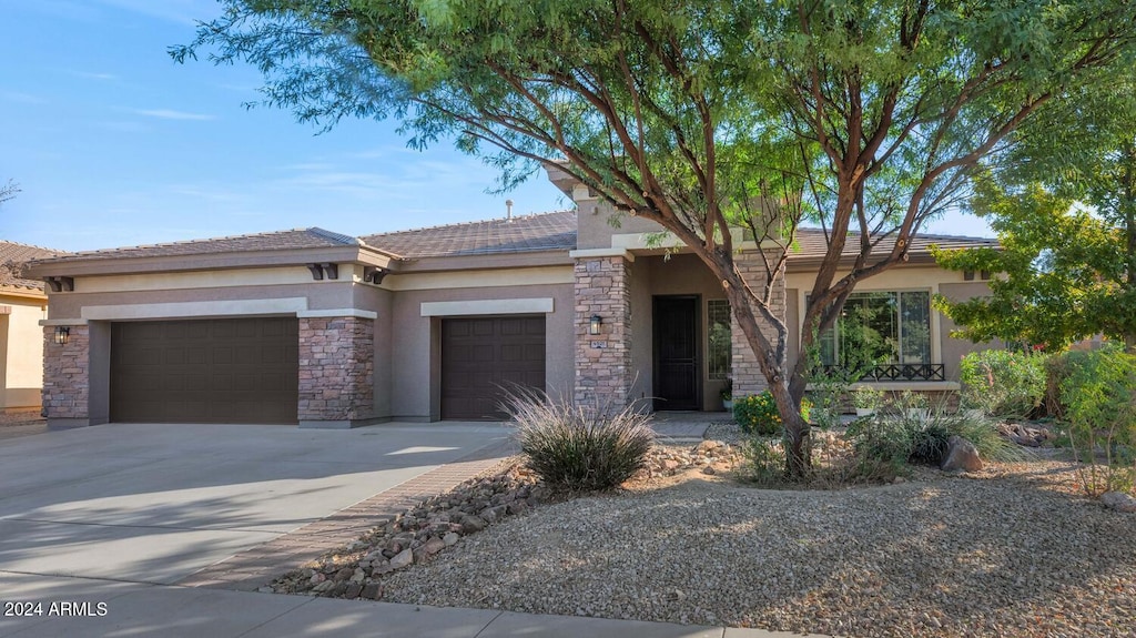 view of front of home featuring a garage