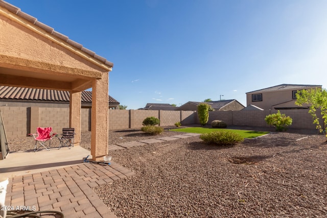 view of yard with a patio