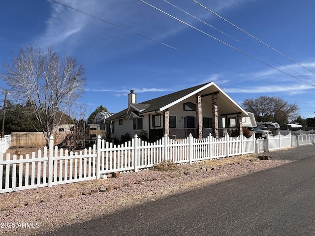 view of front of property