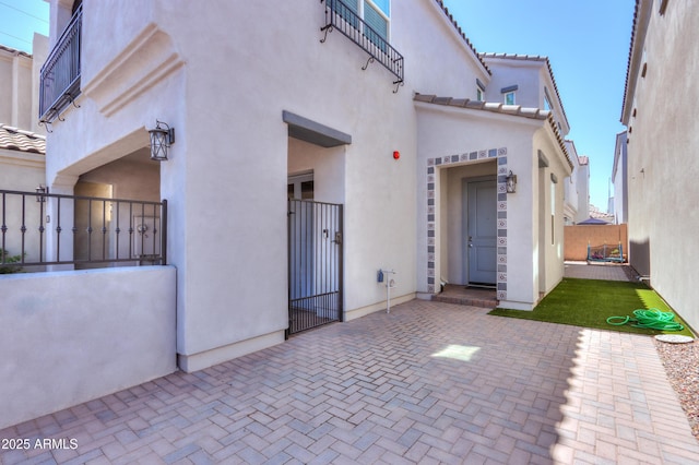 281 E Shamrock Dr, Chandler, AZ 85286 - view of patio with a gate