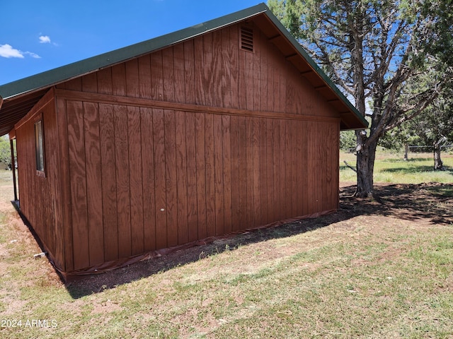 view of outdoor structure