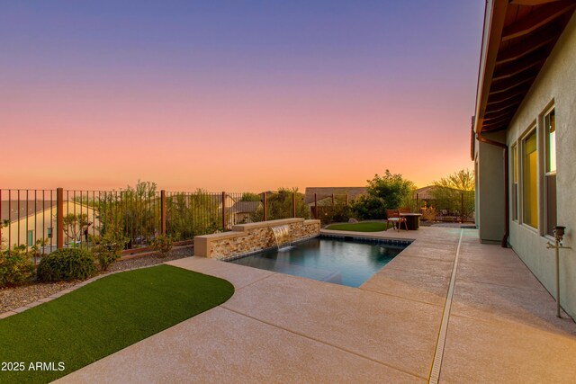 3675 Gold Ridge Rd, Wickenburg, AZ 85390 - view of swimming pool featuring a fenced backyard and a patio area