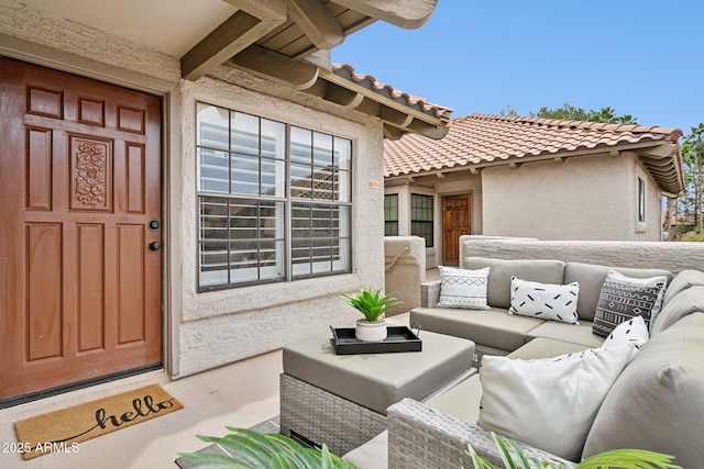 view of patio featuring an outdoor hangout area