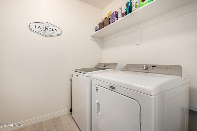 1874 E Mesquite Ave, Apache Junction, AZ 85119 - laundry area featuring washing machine and dryer and baseboards