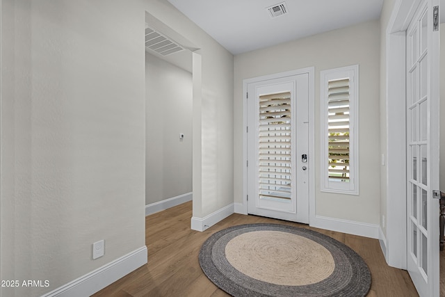 1439 E Mead Dr, Gilbert, AZ 85298 - entrance foyer featuring wood finished floors and baseboards