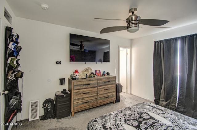 bedroom with carpet and ceiling fan