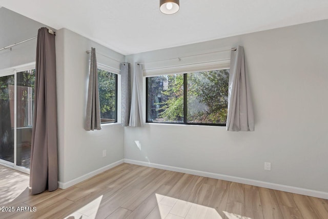 1380 Vista Montana Rd Unit 22, Sedona, AZ 86336 - unfurnished room with wood finished floors and baseboards