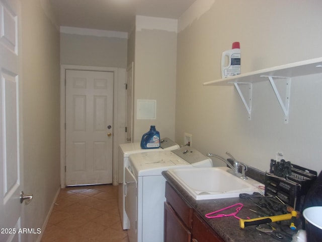 4616 E Monument Way, Rimrock, AZ 86335 - washroom featuring washer and dryer, light tile patterned floors, and cabinet space