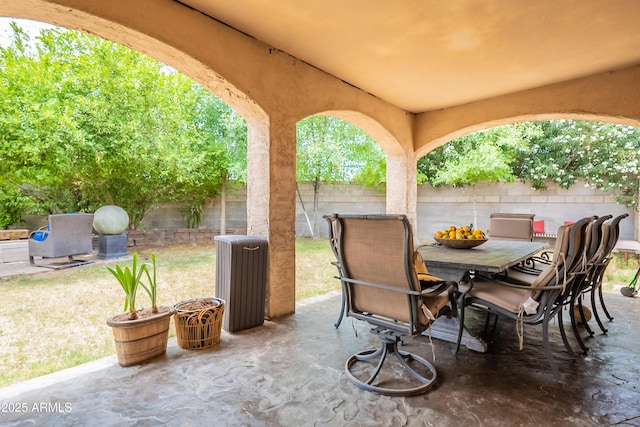 10601 N 36th St, Phoenix, AZ 85028 - fenced backyard with a patio area and outdoor dining space