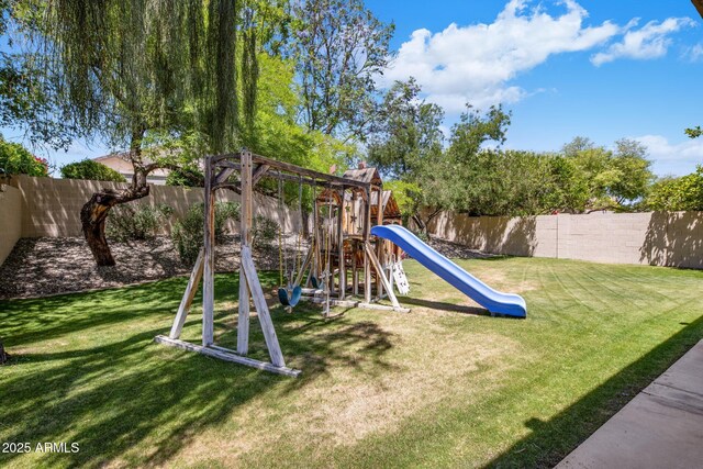 7758 E Nestling Way, Scottsdale, AZ 85255 - view of play area