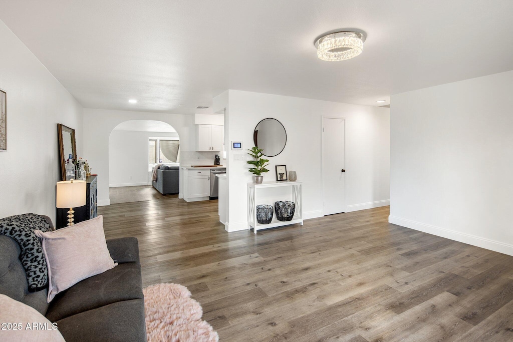 living room with wood-type flooring