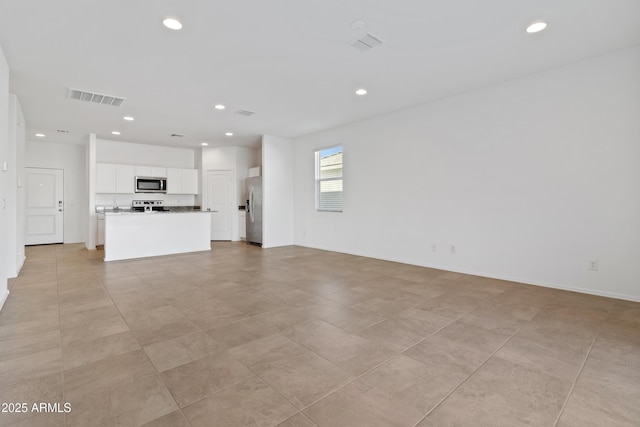 view of unfurnished living room