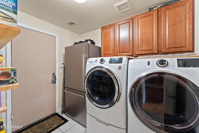 29806 N 43rd Pl, Cave Creek, AZ 85331 - washroom with visible vents, separate washer and dryer, and a textured ceiling