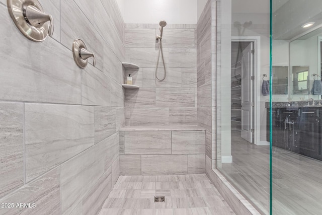 4876 N 207th Ln, Buckeye, AZ 85396 - bathroom featuring a tile shower