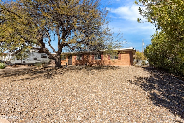 view of front of property