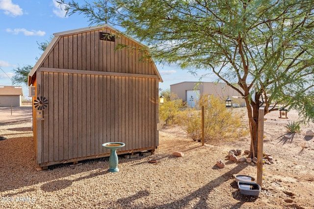 view of outbuilding