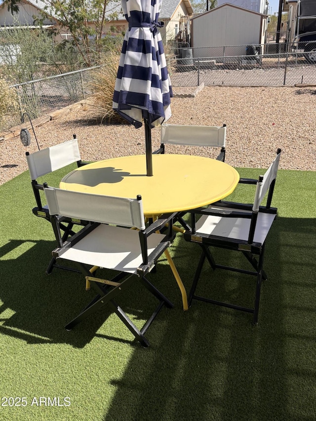 251 W 8th St, Ajo, AZ 85321 - view of patio