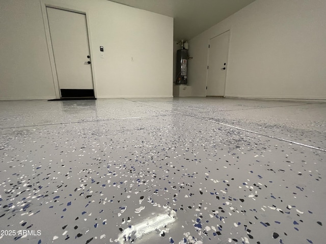 4968 E Meadow Vista Dr, Cornville, AZ 86325 - garage with water heater and baseboards