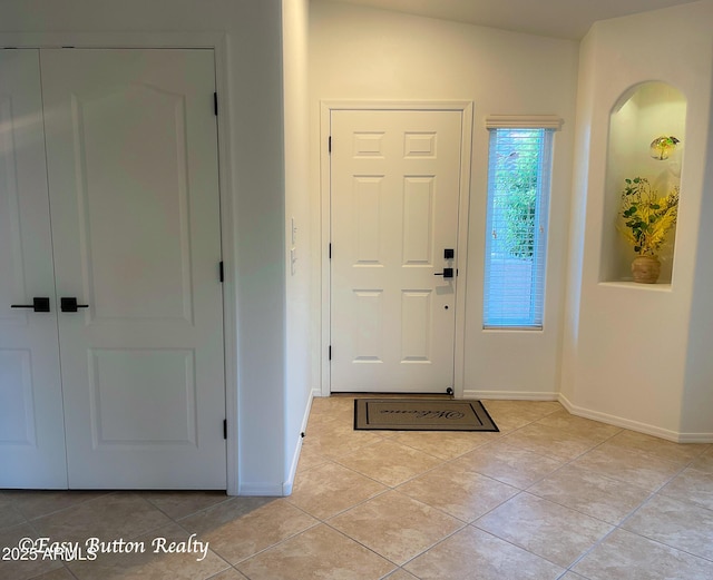 4968 E Meadow Vista Dr, Cornville, AZ 86325 - entrance foyer with light tile patterned floors and baseboards