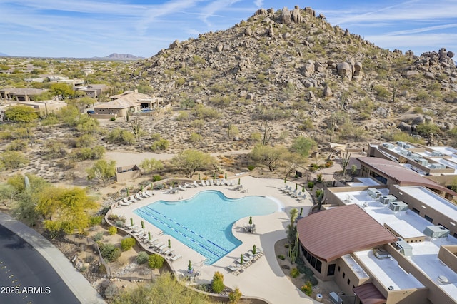 drone / aerial view featuring a mountain view